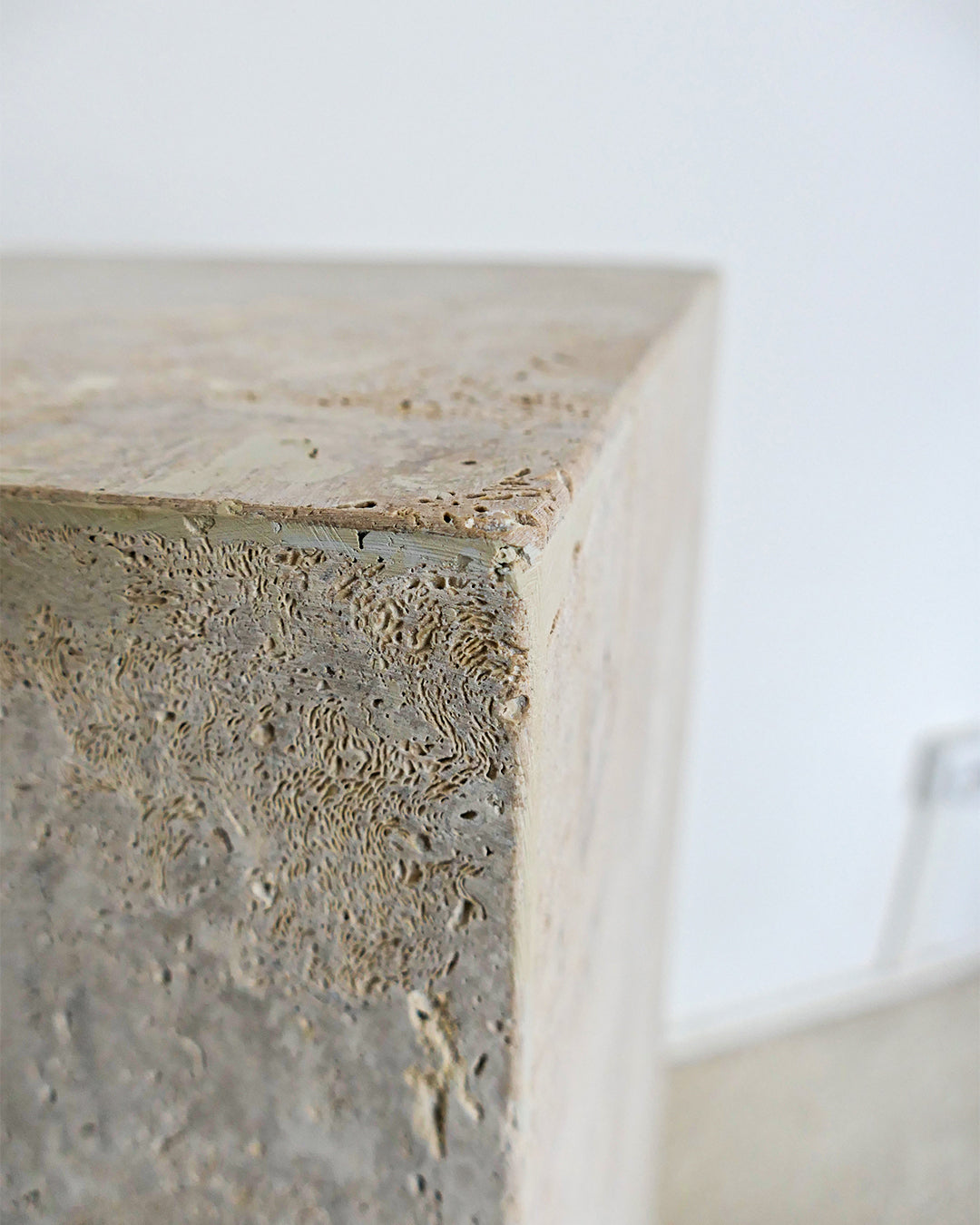 COLONNES EN TRAVERTIN