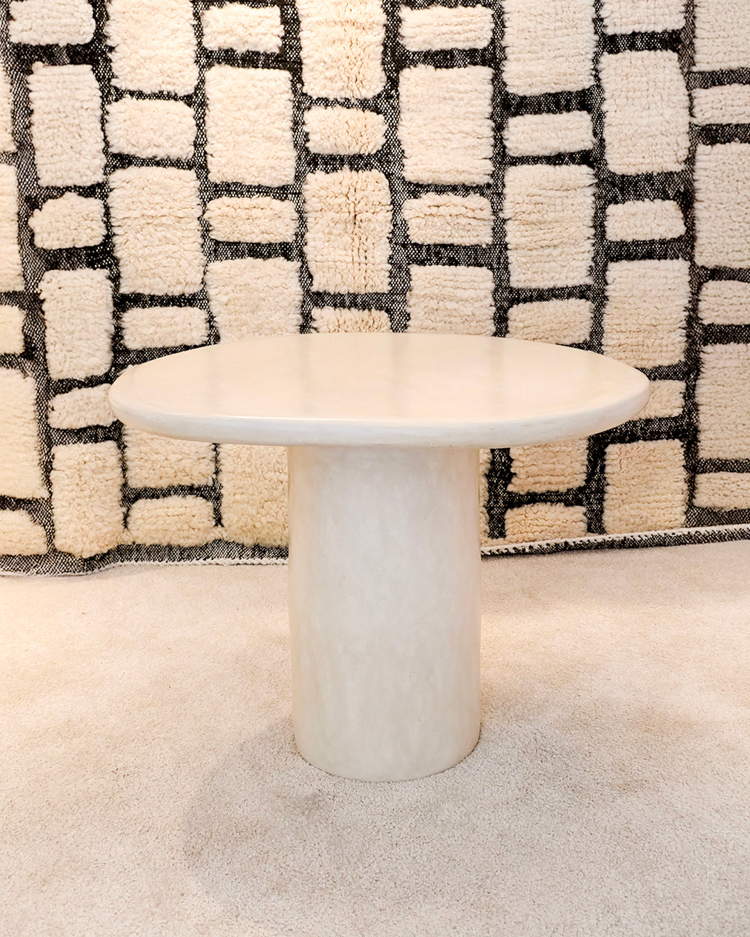 Grande table en céramique Nüma