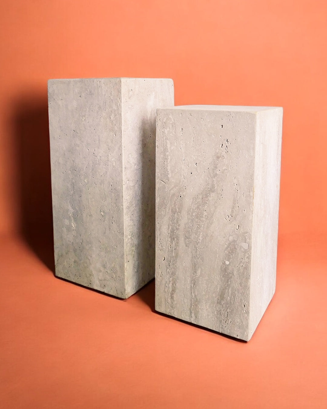 COLONNES EN TRAVERTIN