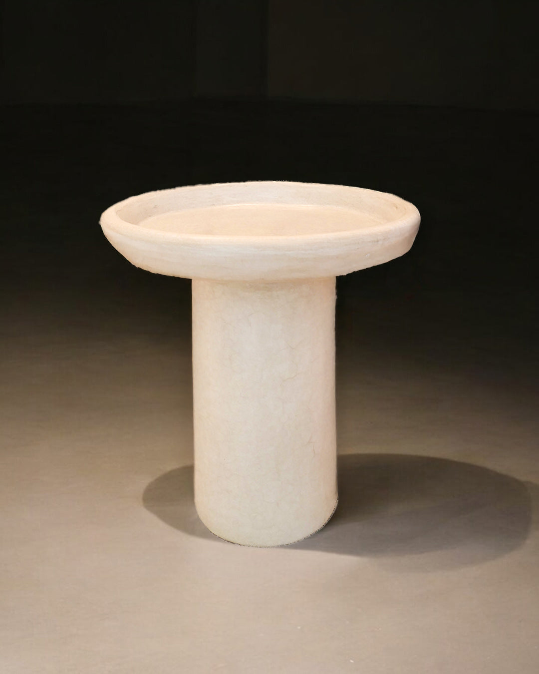 TABLE D'APPOINT CONCAVE